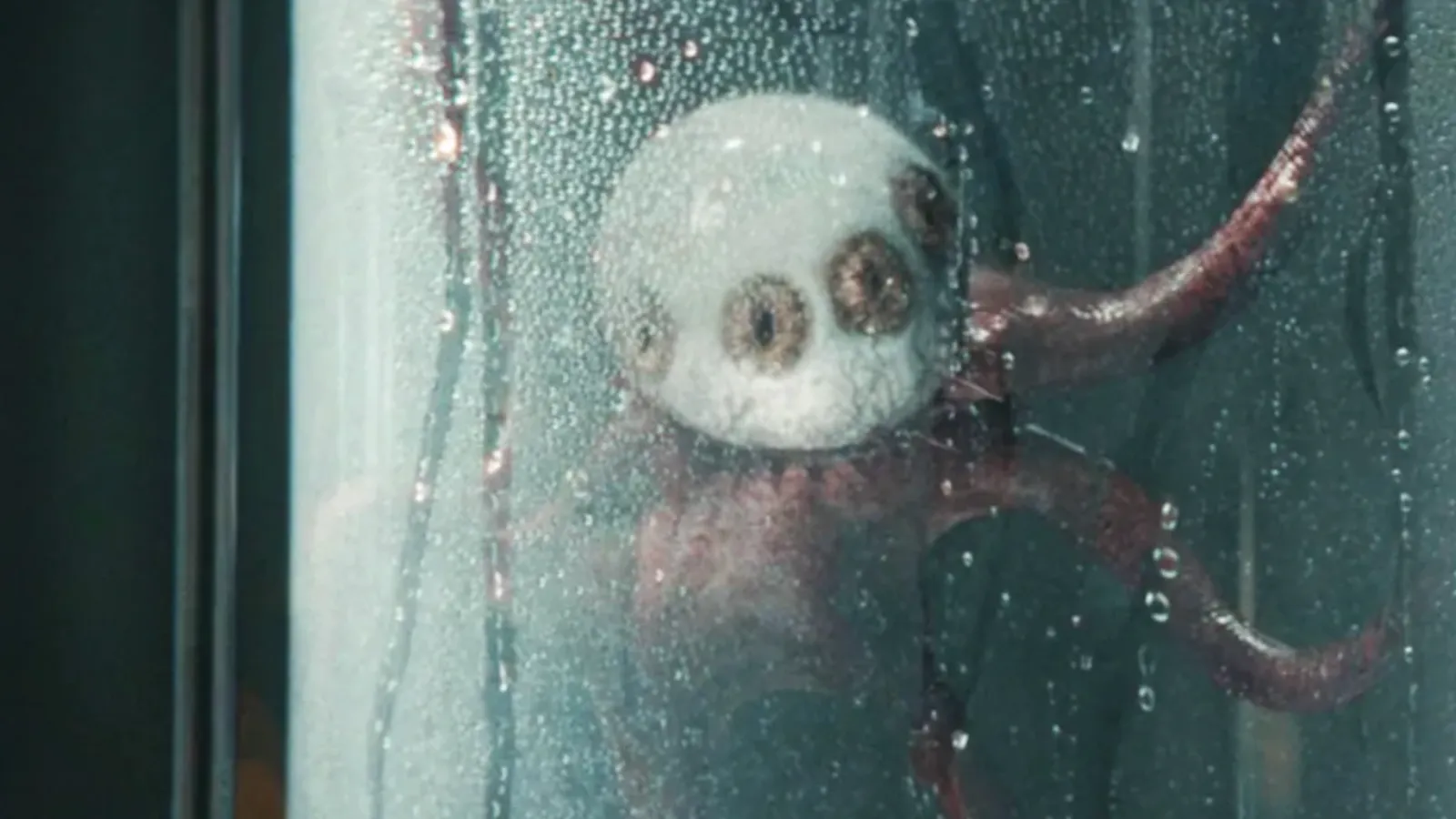 The Series' Ocular Creature Is More Terrifying Than Ever in This Week's Chapter