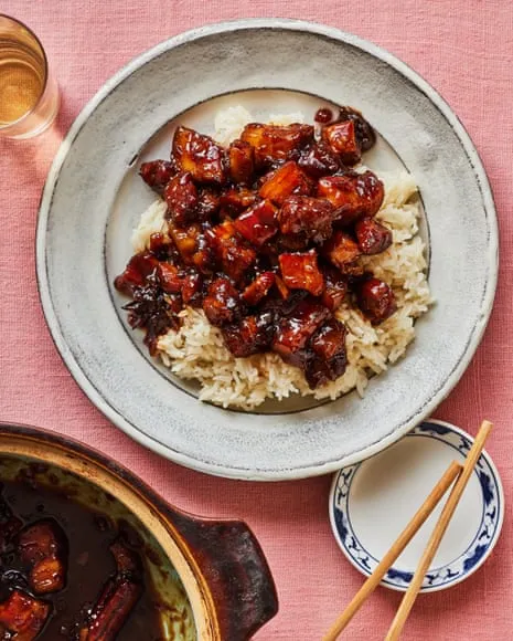 Erchen Chang's Flavorful Dishes for Taiwanese Braised Pork Belly and Daikon Tots