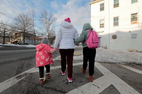 Courts Decide Against White House on Removing Central American Minors and Venezuelans