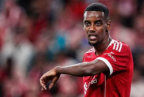 Alexander Isak's First Appearance Offers Star Power Amid Evident Lack of Match Fitness
