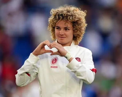 England's Kildunne and Botterman Ready to Take On France in Last Four Clash