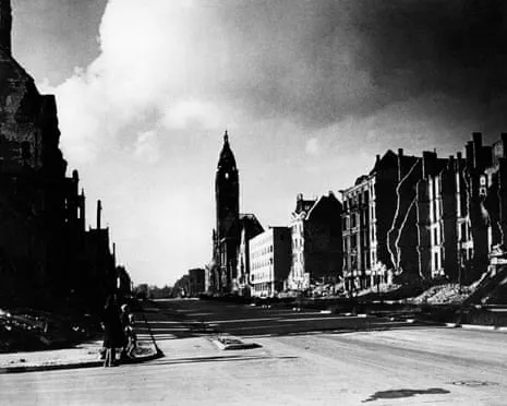 The Betrayal Circle: An Engrossing Account of German Resistance